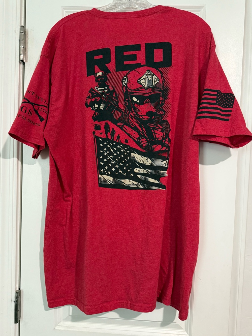 Grunt Style Patriotic American RED “Remember Everyone Deployed” Mens t shirt XXL